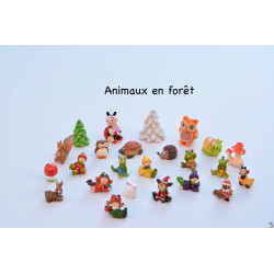 ENSEMBLE 24 SURPRISES DE L'AVENT : MINIATURES ANIMAUX DÉCOR FORËT